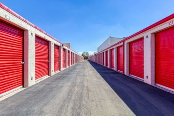 Things To Consider Before You Get A Storage Unit
